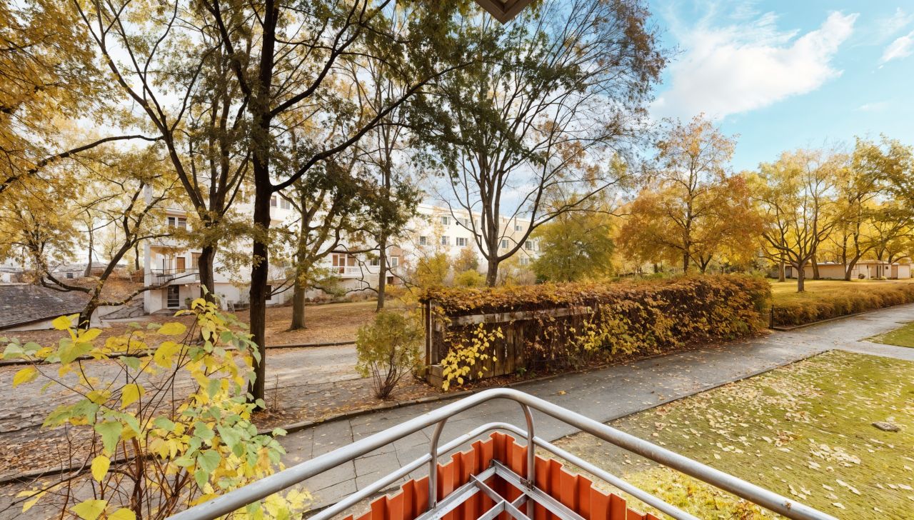 Wohnzimmer - Ansicht 1  (möbliert)